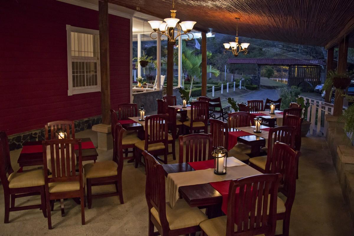 Hotel Hacienda El Rodeo Vueltas Екстериор снимка